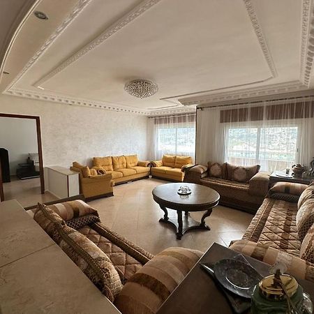 Vaste Appartement Au Centre De Tétouan Exterior foto